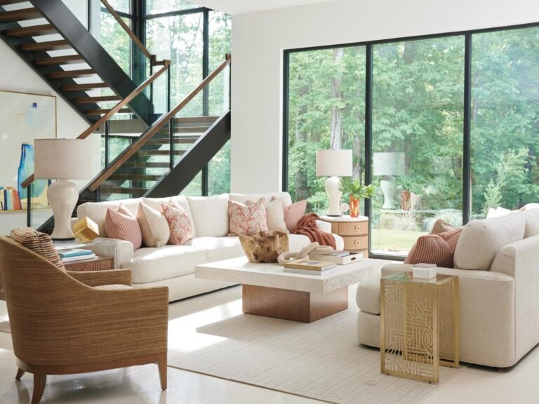 Luxury living room ideas with modern designer furniture and marble finishes
